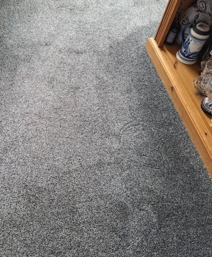 Grey hallway carpet from Dave's carpet cleaning work